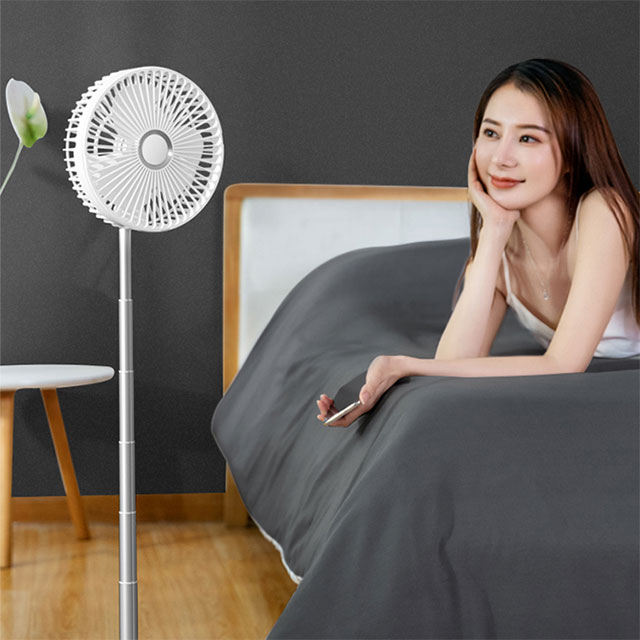 Factory Directly Sale Retractable Pedestal Mini Handheld Fan With Desktop Stand   